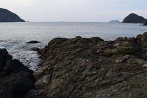 食見海岸地磯 食見側 の釣り場を写真で紹介