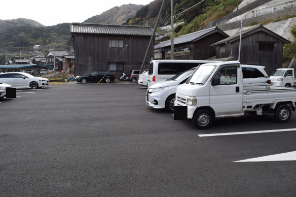 本庄漁港の駐車場
