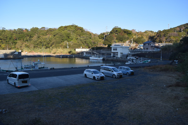 和深漁港の駐車スペース