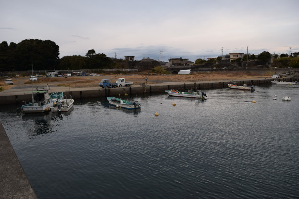 越賀漁港の駐車スペース