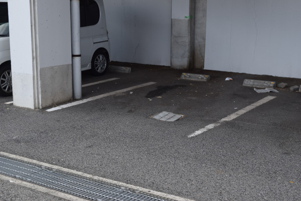 貝塚人工島の駐車場の駐車枠